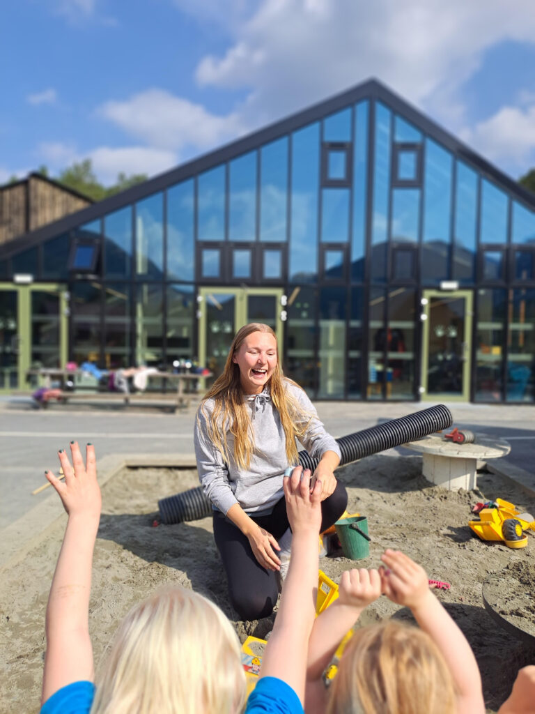 Bilde for laget Skare barnehage på Kreftforeningens Stafett for livet. 